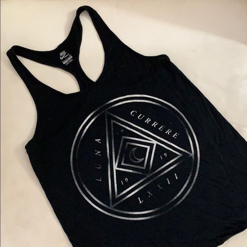 💛 HOST PICK💛 Women’s Nike workout tank top